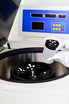 Centrifugeuse de refroidissement à haute vitesse de 22000 tours par minute d'une capacité de 4*1000 ml