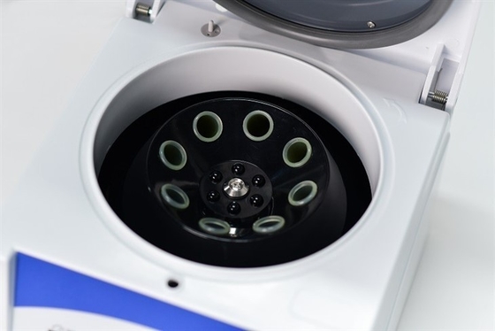 Centrifugeuse portable à basse vitesse de 8x15 ml à faible bruit de 4000 tr / min