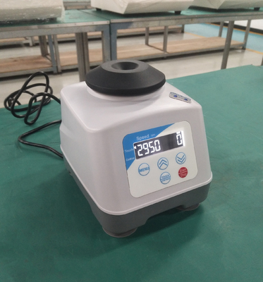 0-3000r/min Mélangeur de vortex à tubes multiples de laboratoire ST contrôle intelligent