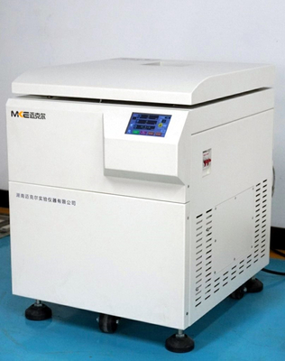 Centrifugeuse robotique réfrigérée à basse vitesse debout au sol 4000 r/min