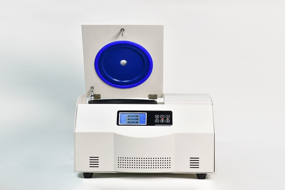 Centrifugeuse réfrigérée à haute vitesse avec une capacité maximale de 16500 tr / min et 4x100 ml