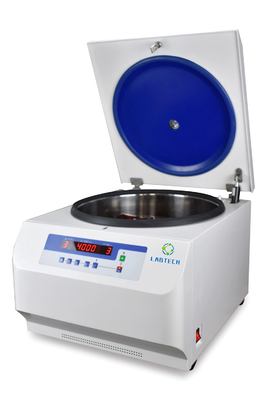 Rotors polyvalents Centrifugeuse de laboratoire à basse vitesse Max 4 * 250 ml Soutenant à la fois les rotors d'angle et d'oscillation